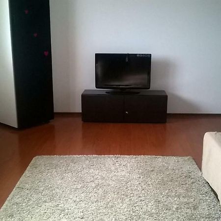 Alexander Apartment Bucarest Esterno foto