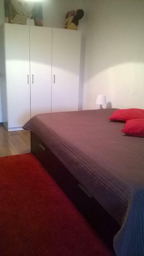 Alexander Apartment Bucarest Esterno foto