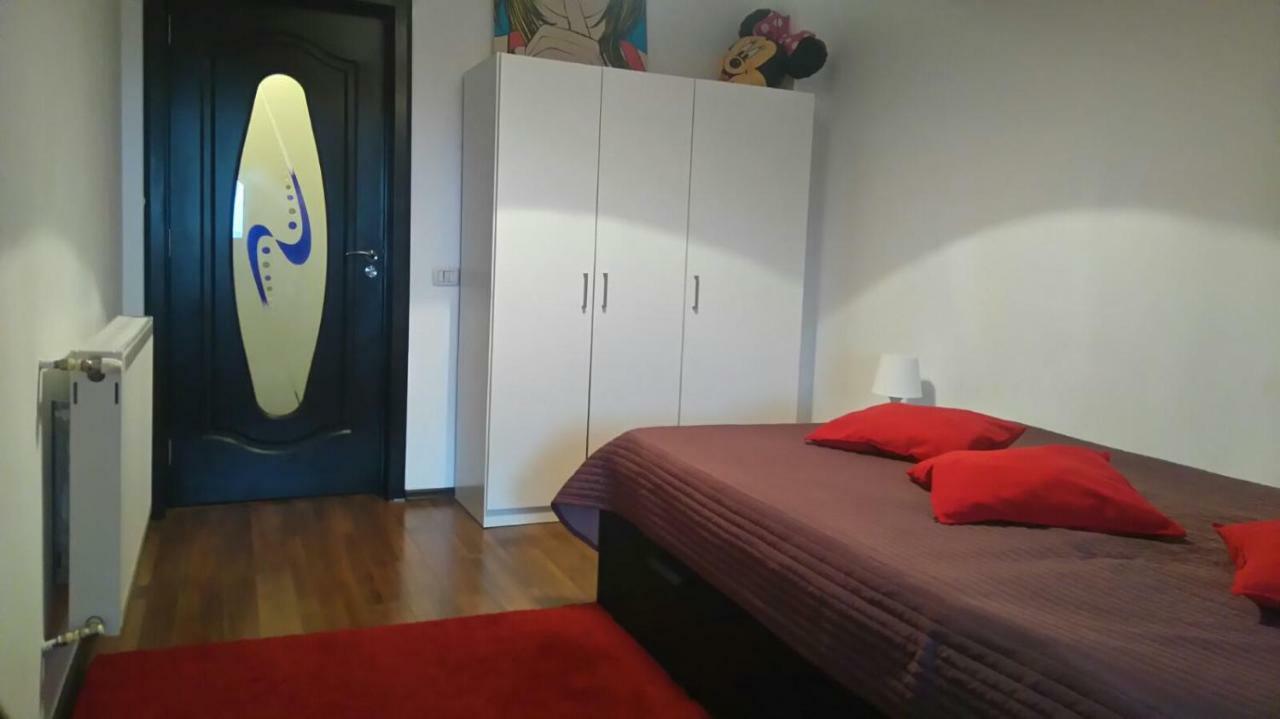 Alexander Apartment Bucarest Esterno foto